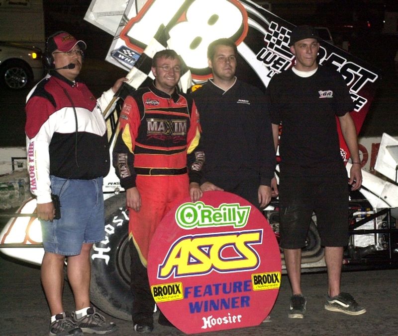 Liberal, KS, racer Tony Bruce, Jr., snared his first career O'Reilly American Sprint Cars on Tour National series feature win on Friday night as the 35th Annual Devil's Bowl Spring Nationals kicked off in Mesquite, TX.