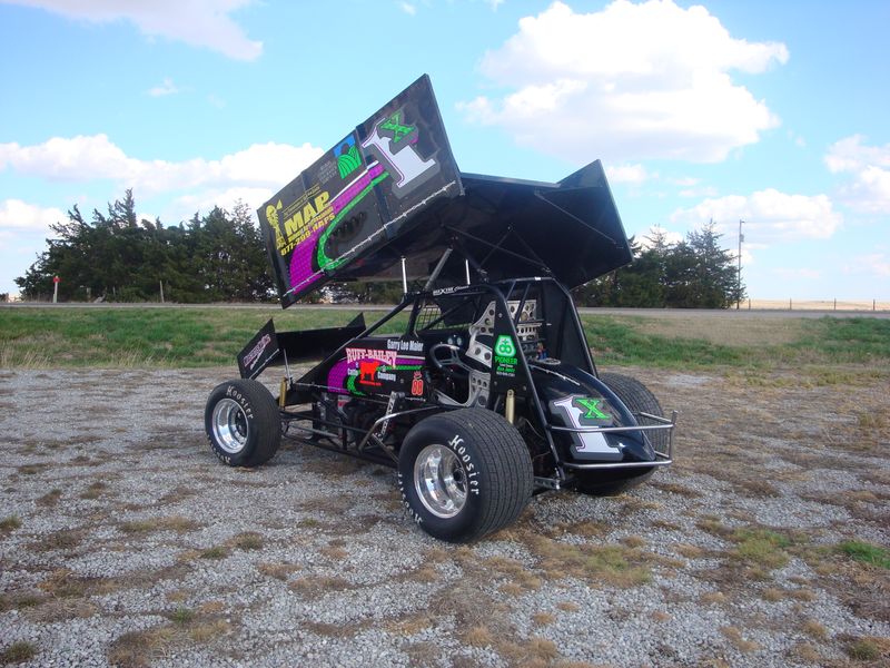 Garry Lee Maier driving for the Ochs Brothers in 2009