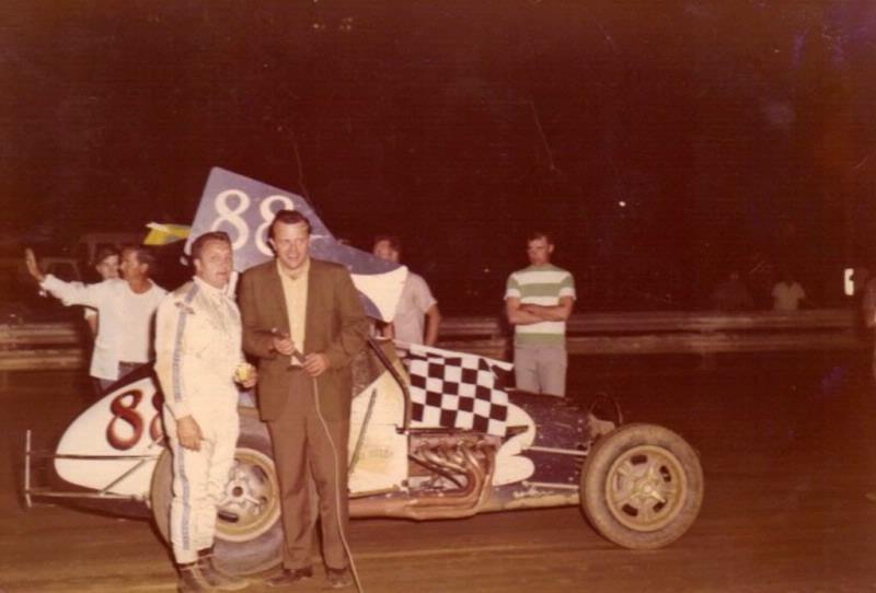 Bud Grimm Ray Tilley cars pics wanted Page 1 HoseHeads Sprint Car