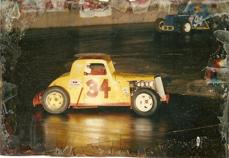 Travis Rilat @ the Astro Arena.