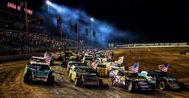 Lucas Oil Speedway 4 wide