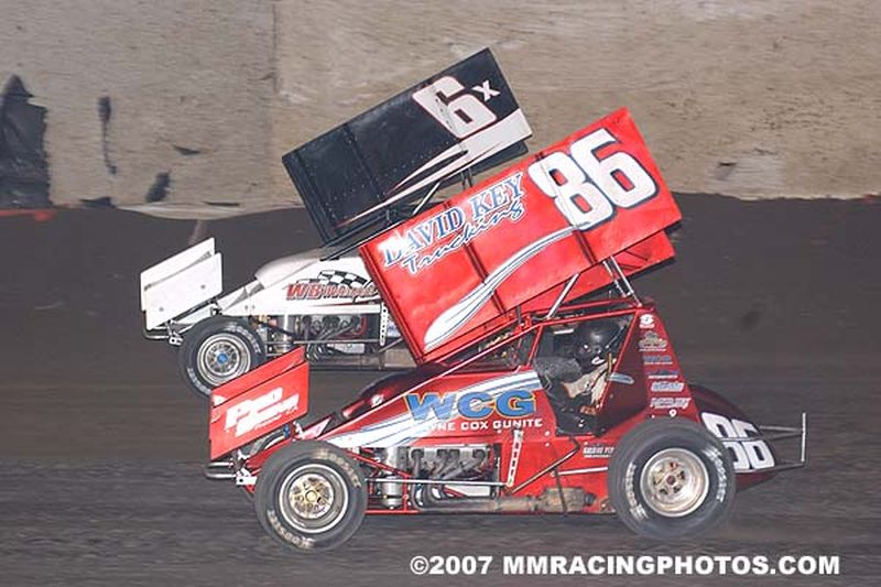 Randy Hannagan (6x) get's around Stephen Allard (86) for the win